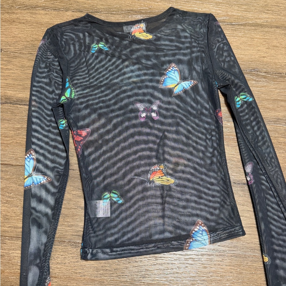 Superdown Butterfly Top - Picture 6 of 7
